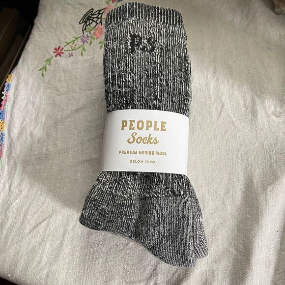 People Socks men’s size L premium Merino Wool below zero socks. - Picture 1 of 5